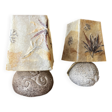Paire de lampes en granite avec abat jour en résine