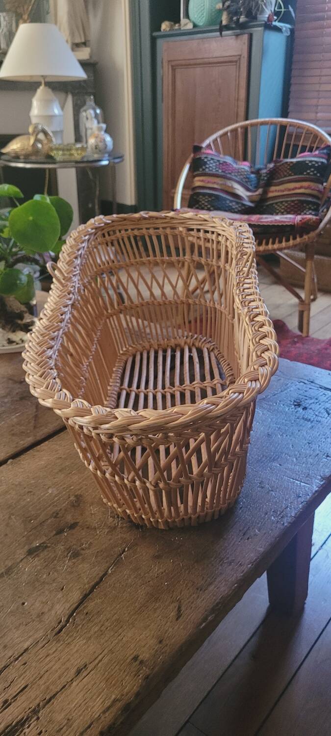 Doll bed, rattan doll