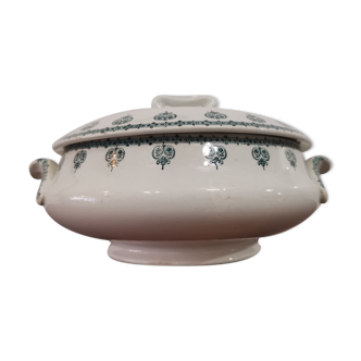 Old earthenware tureen of Céranord St Amand New Factories