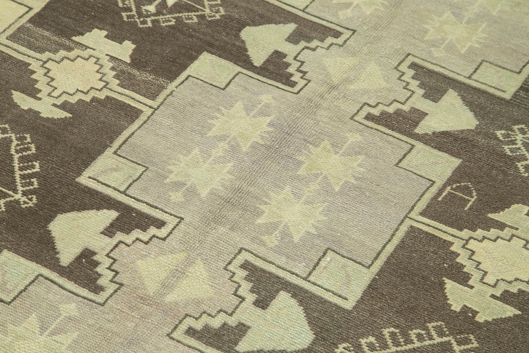 1960s handmade antique oriental beige rug 147 cm x 275 cm
