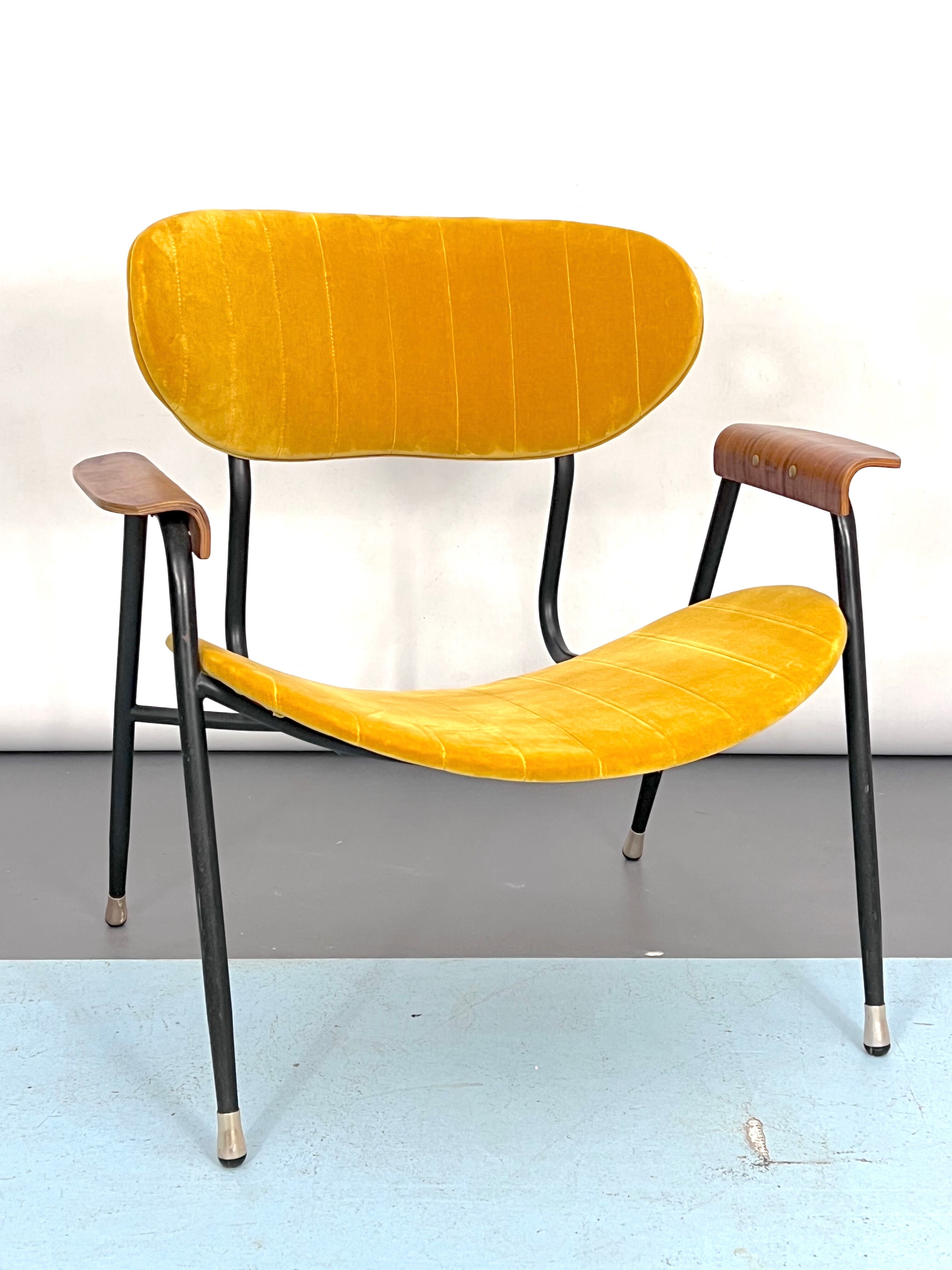 Vintage yellow velvet chair by Gastone Rinaldi for Rima. Italy 1950s