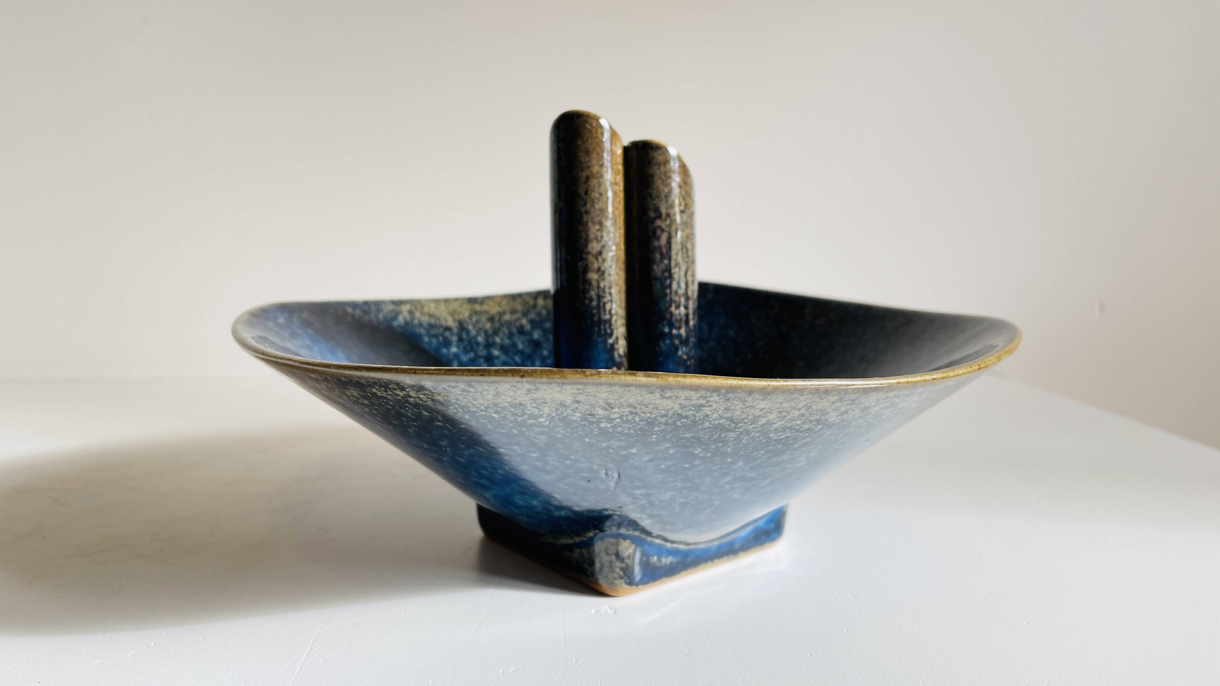 Vase céramique bleue vintage