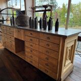 Large Pharmacy Counter