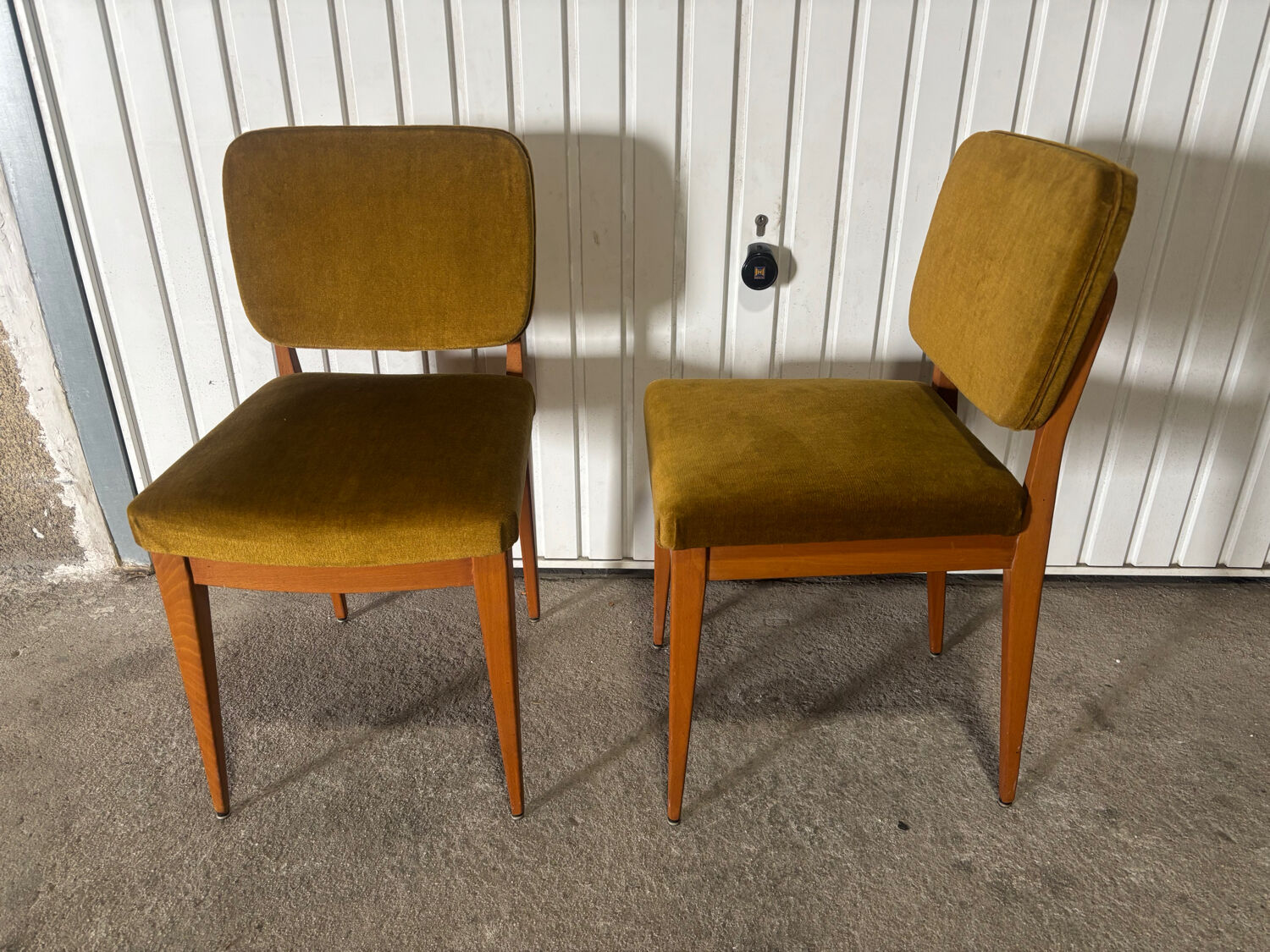 Pair of vintage 60s chairs – mustard velvet and splayed legs