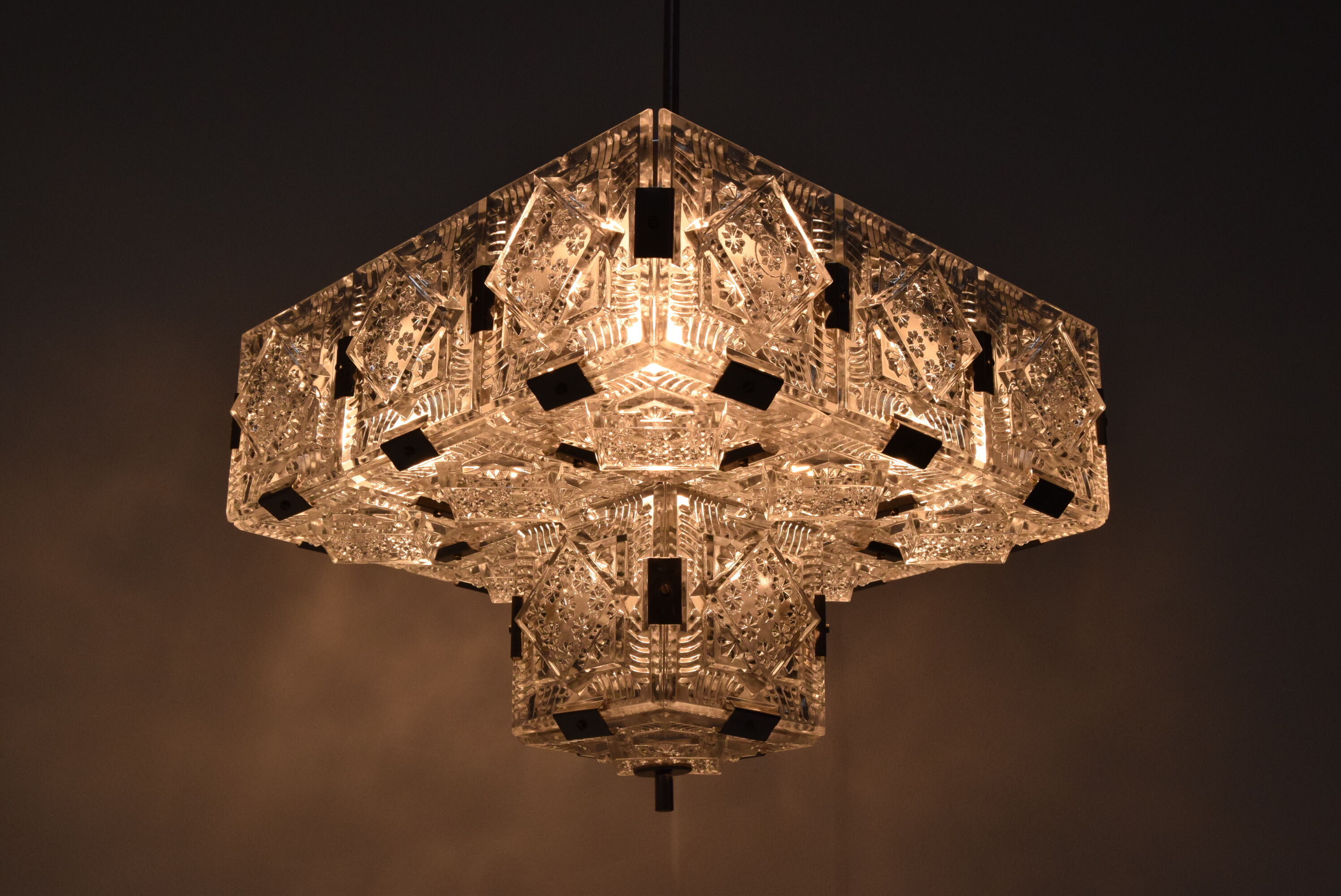 Mid-century glass pendant by Jaroslav Bejvl for Kamenicky Senov années 1960