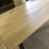 Farm table