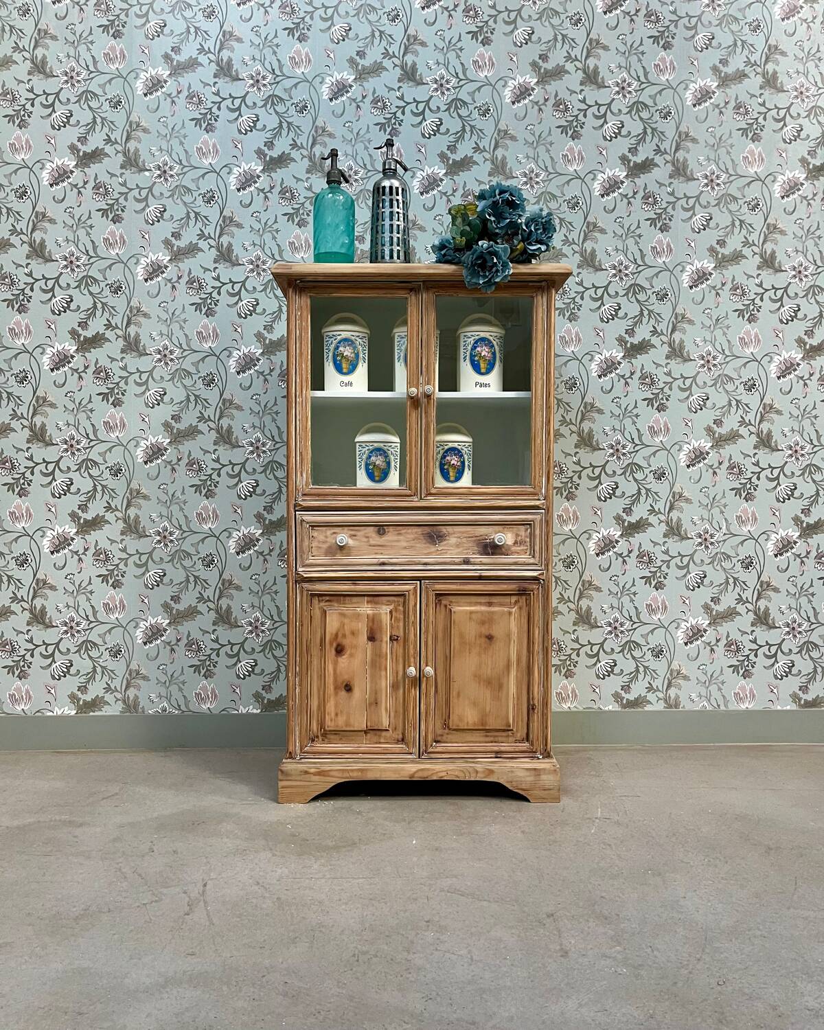Petite vitrine (rénovée)