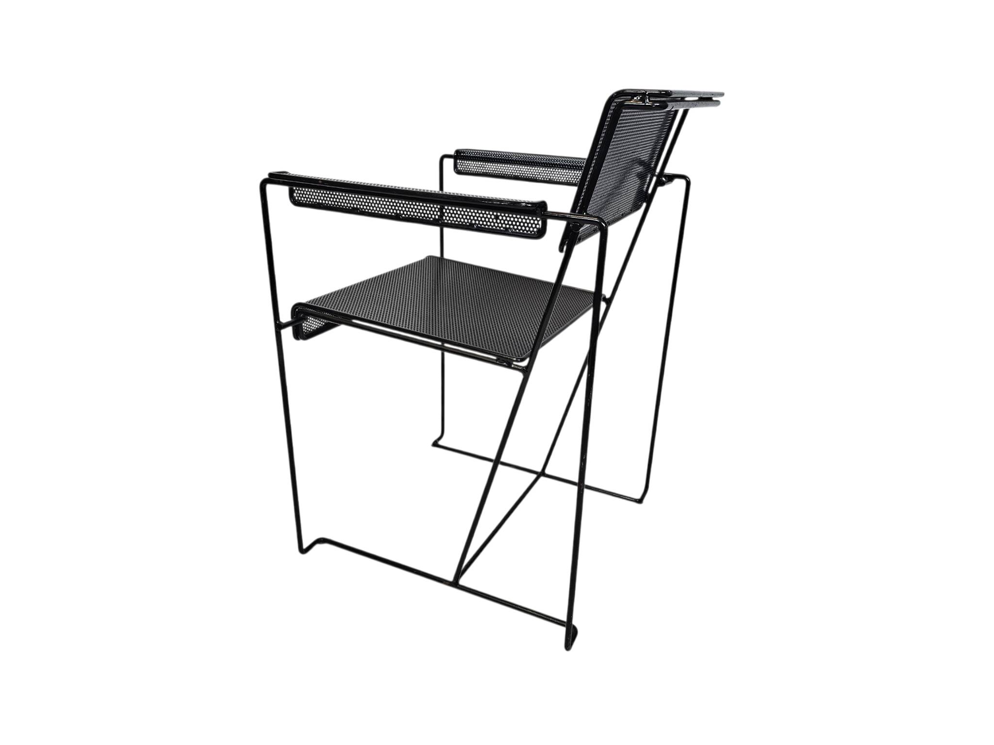 Style Pilastro - Postmoderne - (2) chaises - acier perforé - design néerlandais