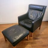 Vintage wingback chair 2431 with ottoman by Børge Mogensen for Fredericia
