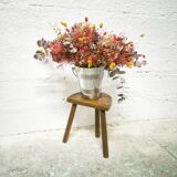 Tripod cowherd stool