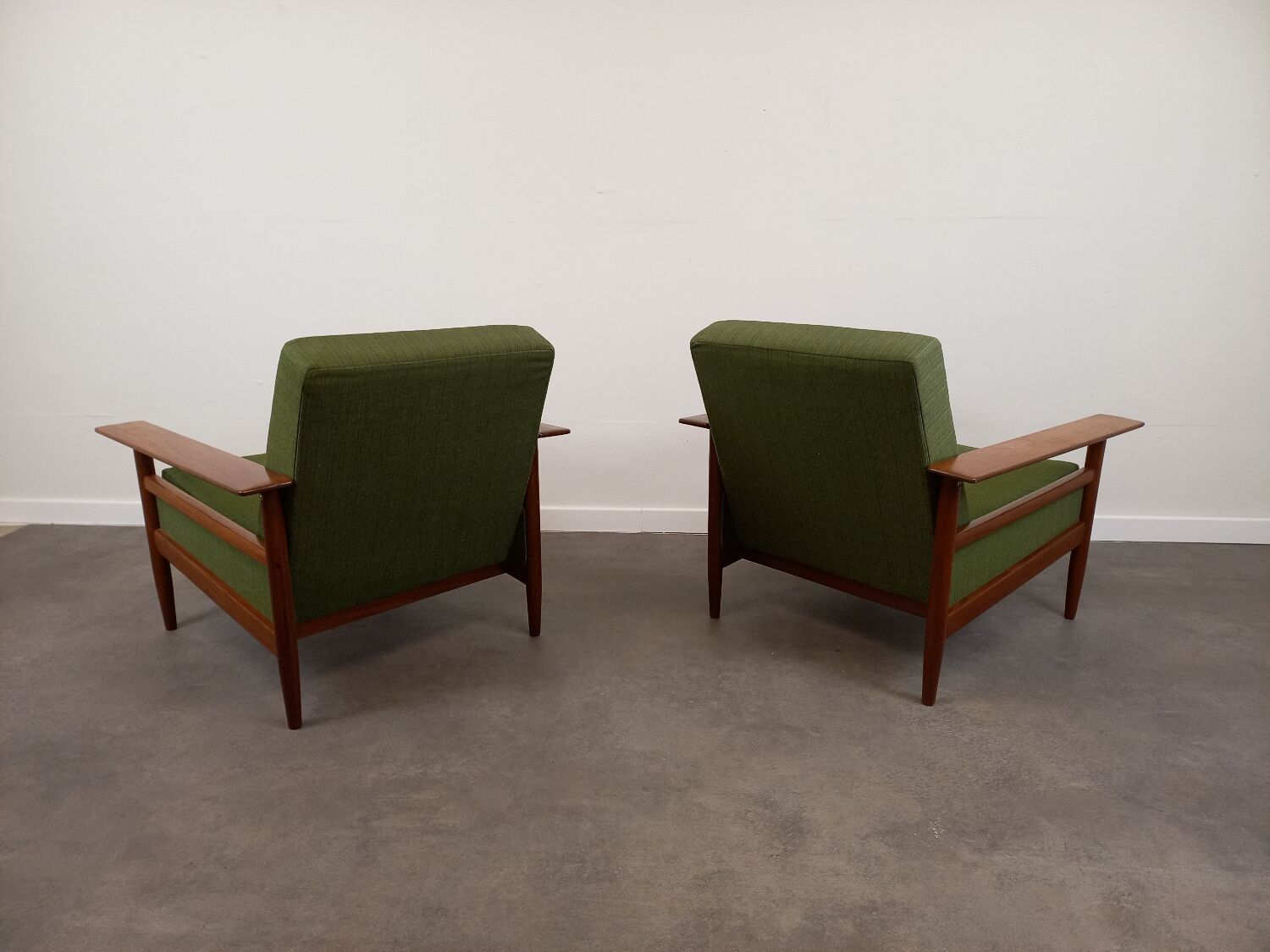 Paire de fauteuils scandinave