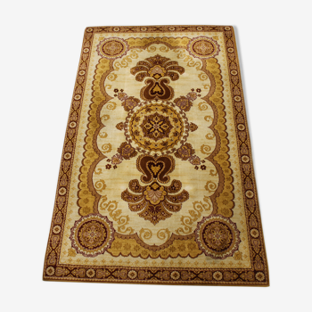 Oriental carpet - 199x123cm