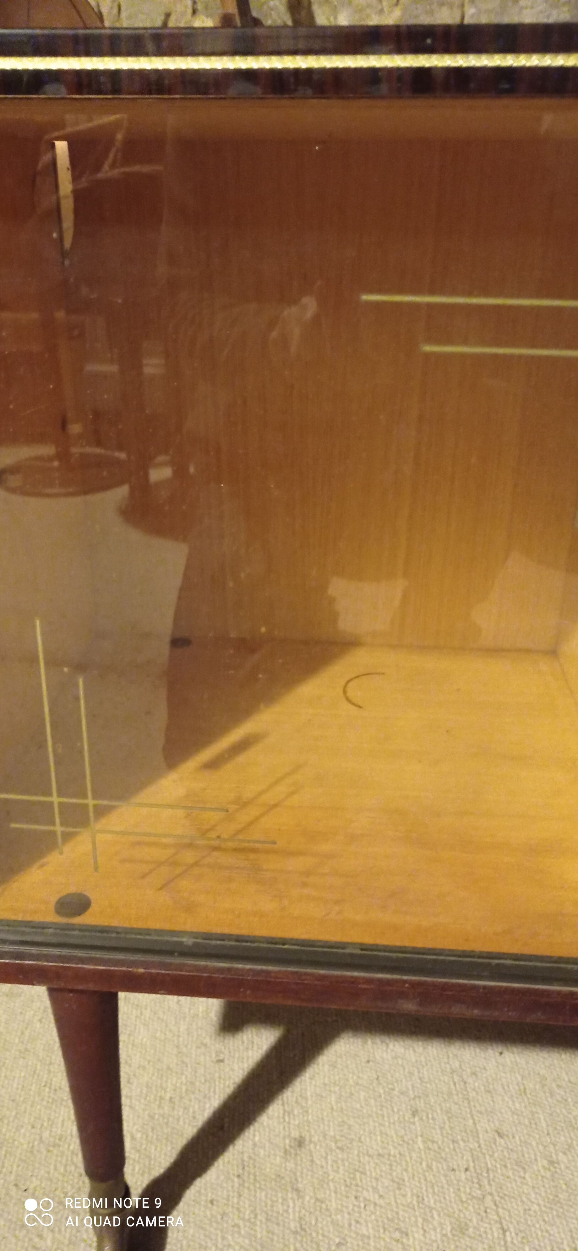 Turntable vinyl cabinet or TV stand