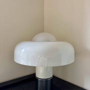 Lampe brumbury, édition Harvey Guzzini