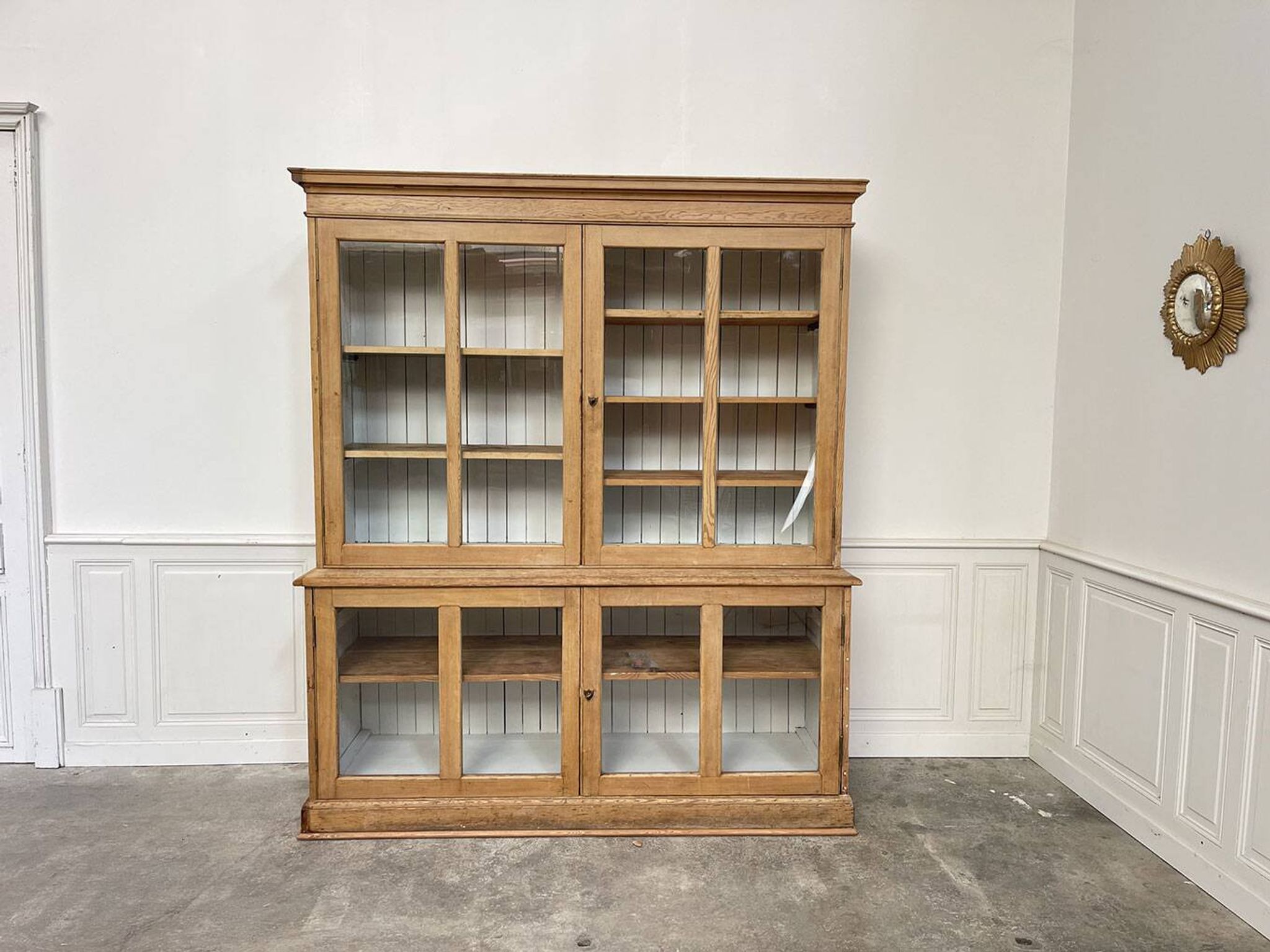 Bibliothèque vitrée 1930