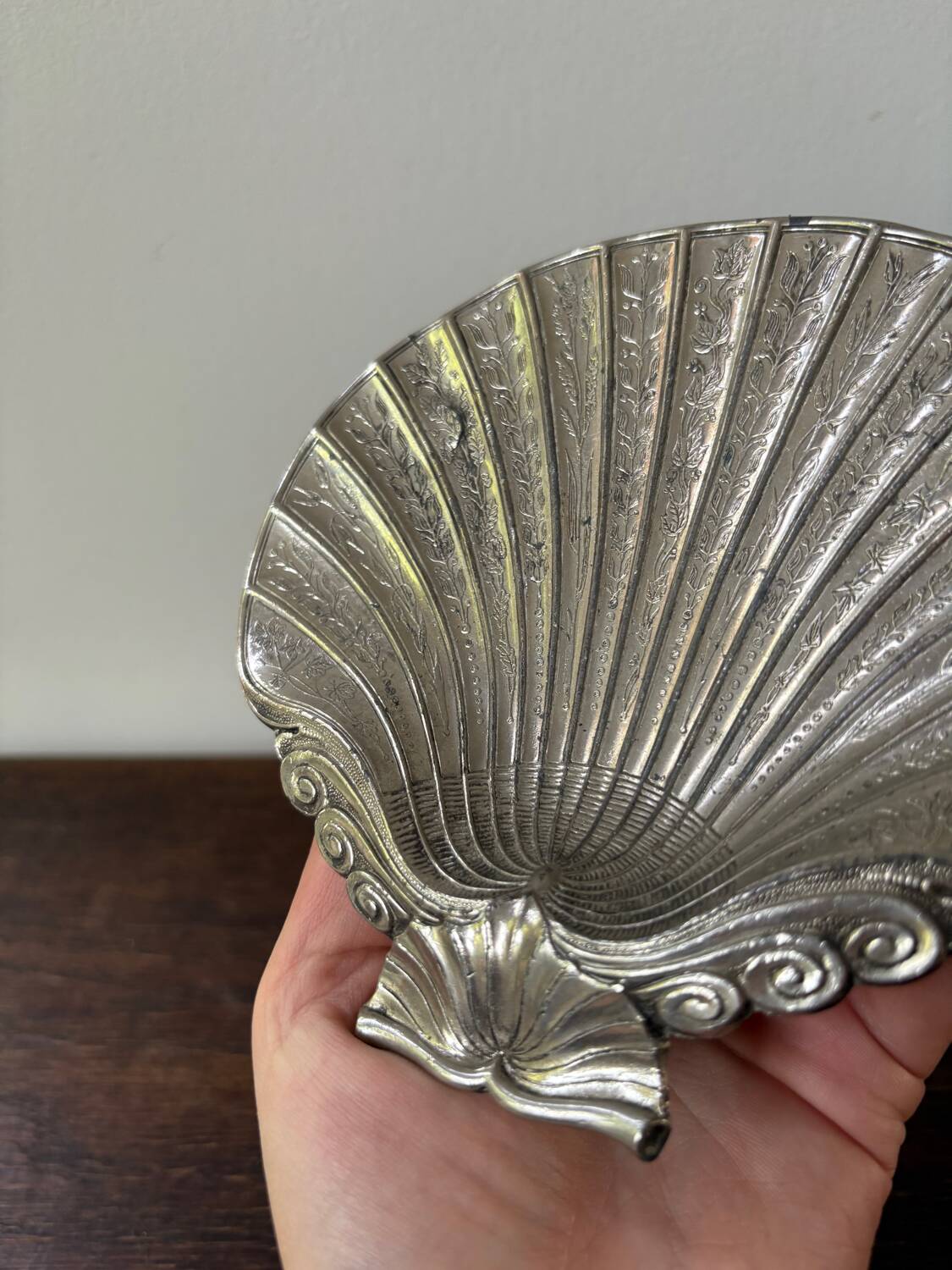 Silver-plated metal shell emptier, 1800