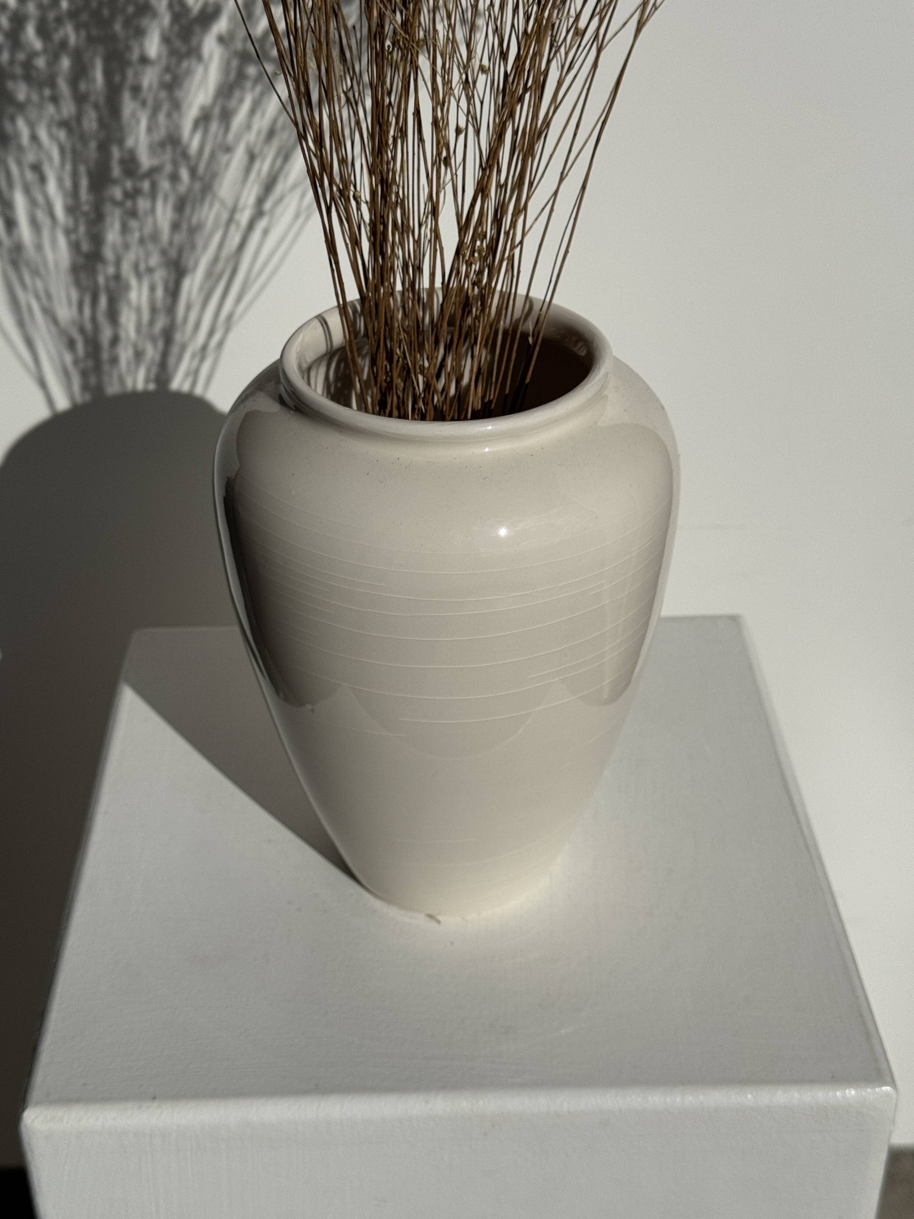 Modern oblong white vase H18.5