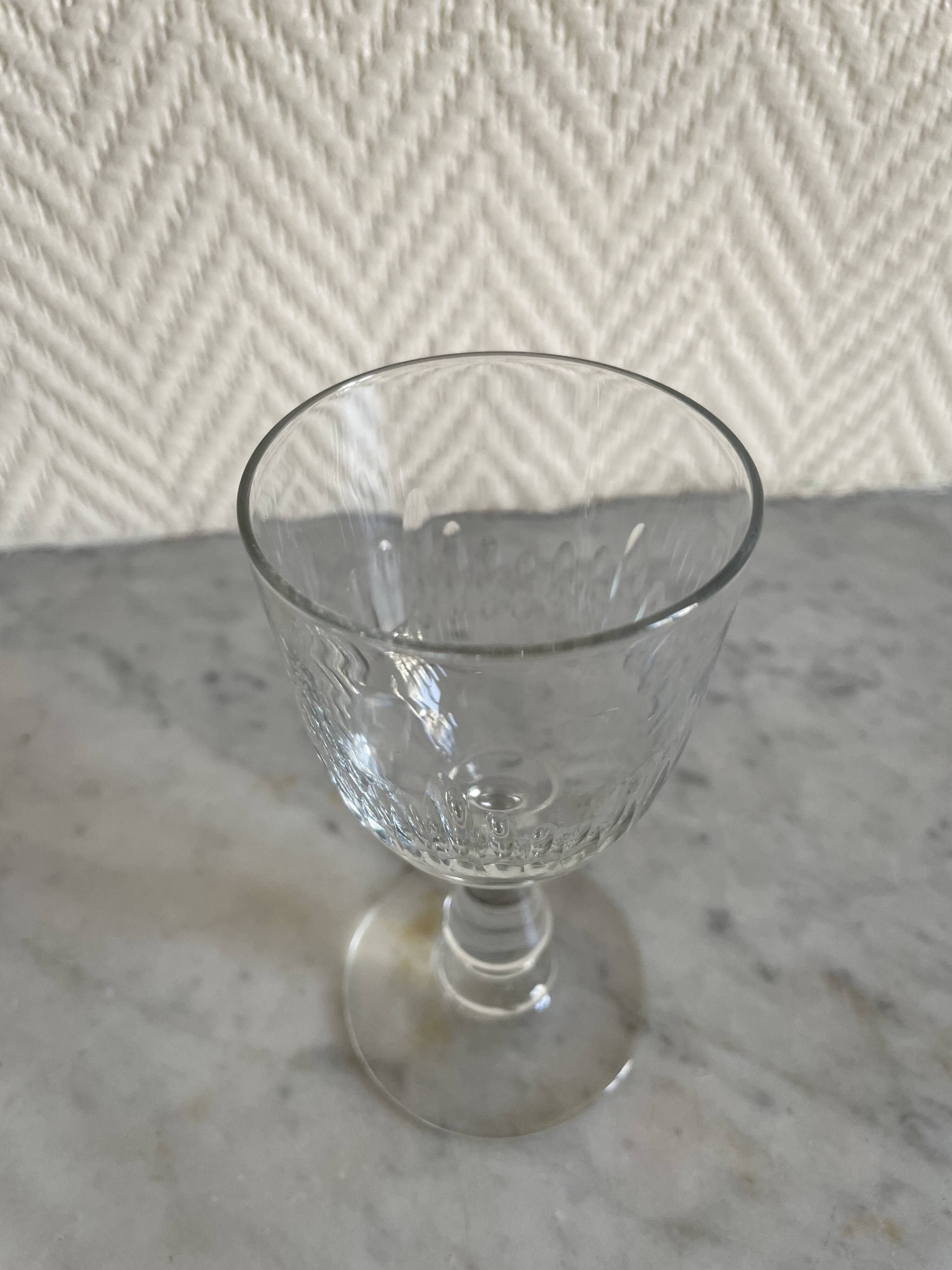 Lot de six verres à pied type Saint Louis