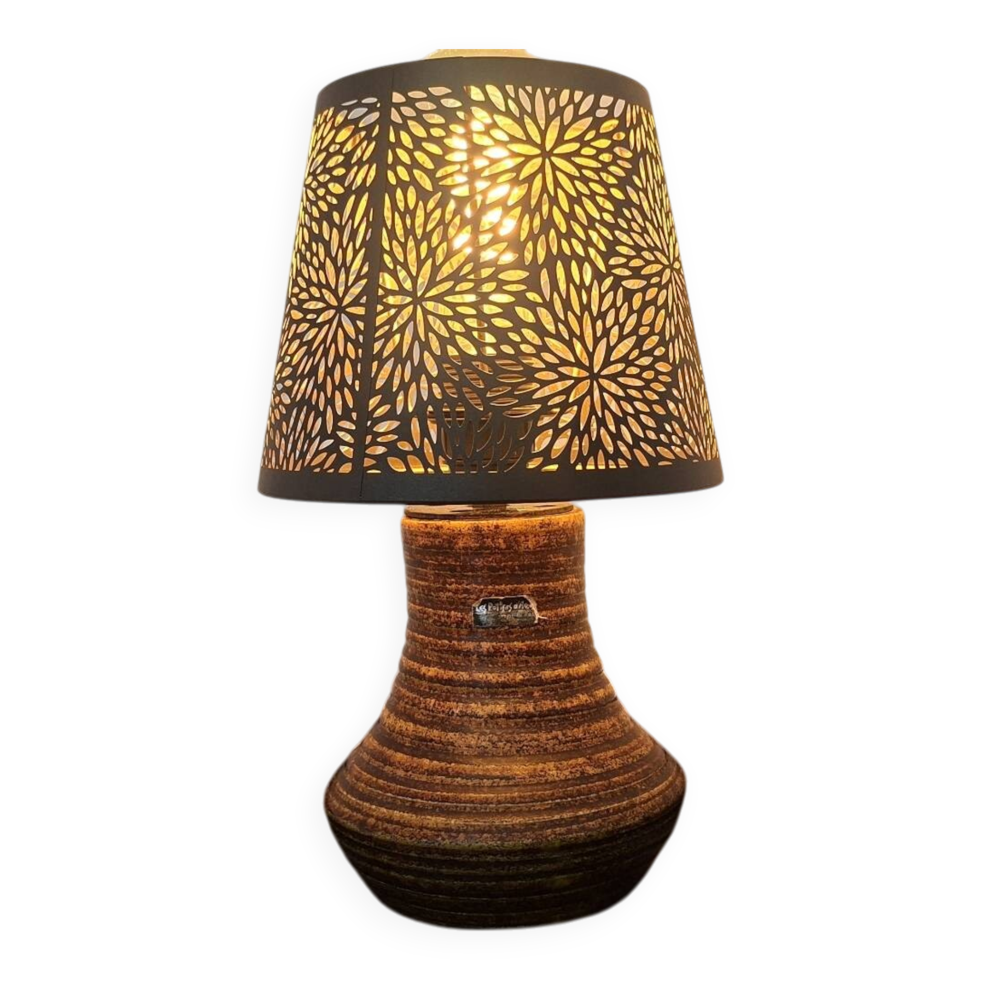 Accolay lamp with shade
