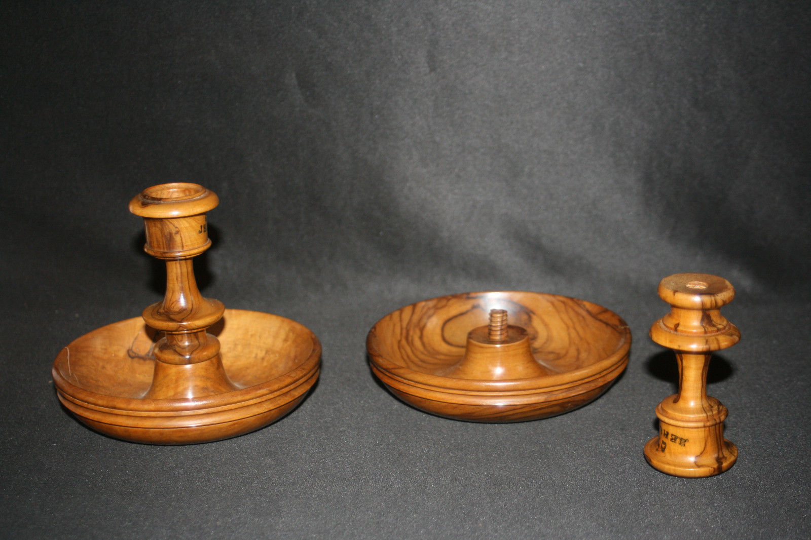 Old pair of candlestick in olivier remember Jerusalem early XX th