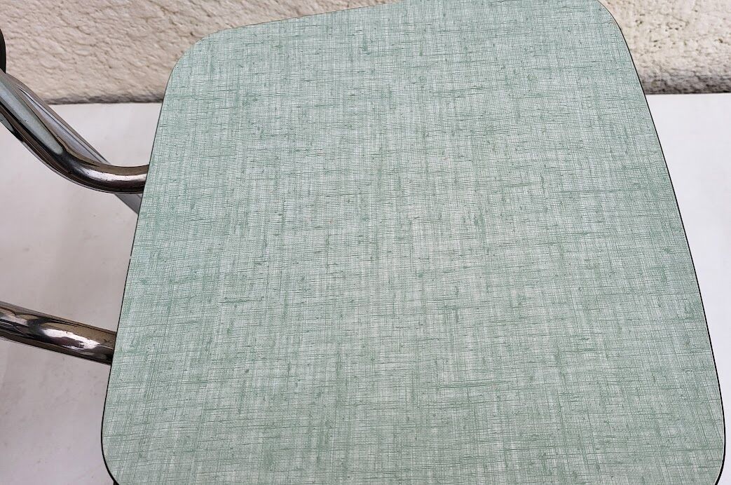 Set of 2 formica chairs