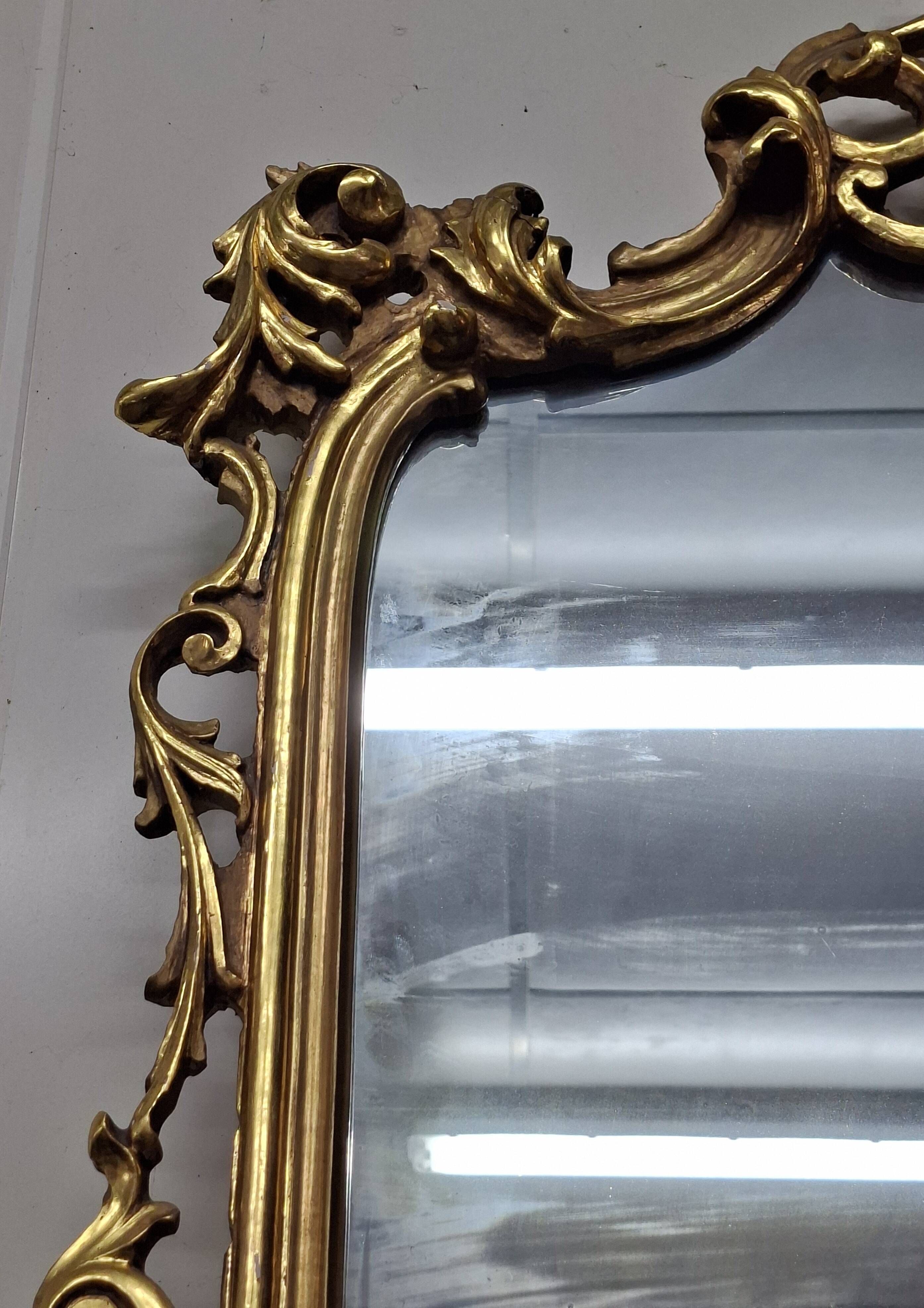 Large carved and gilded wooden mirror – Rococo decor – 20th century