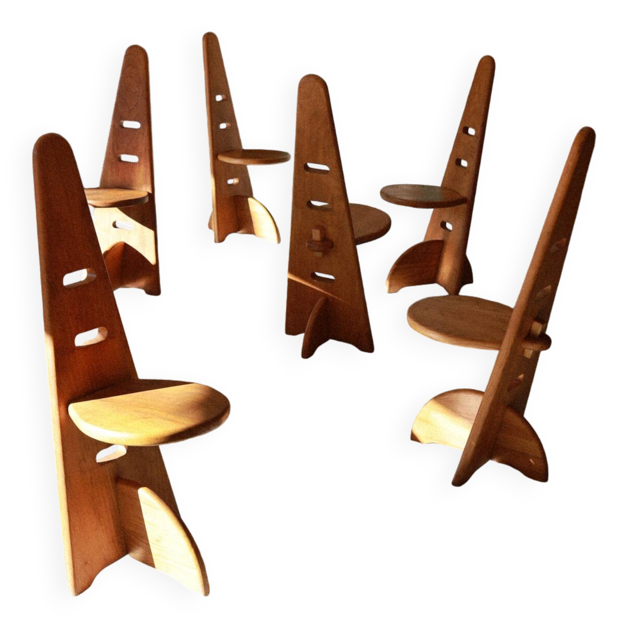 6 detachable brutalist wooden chairs from the 70s