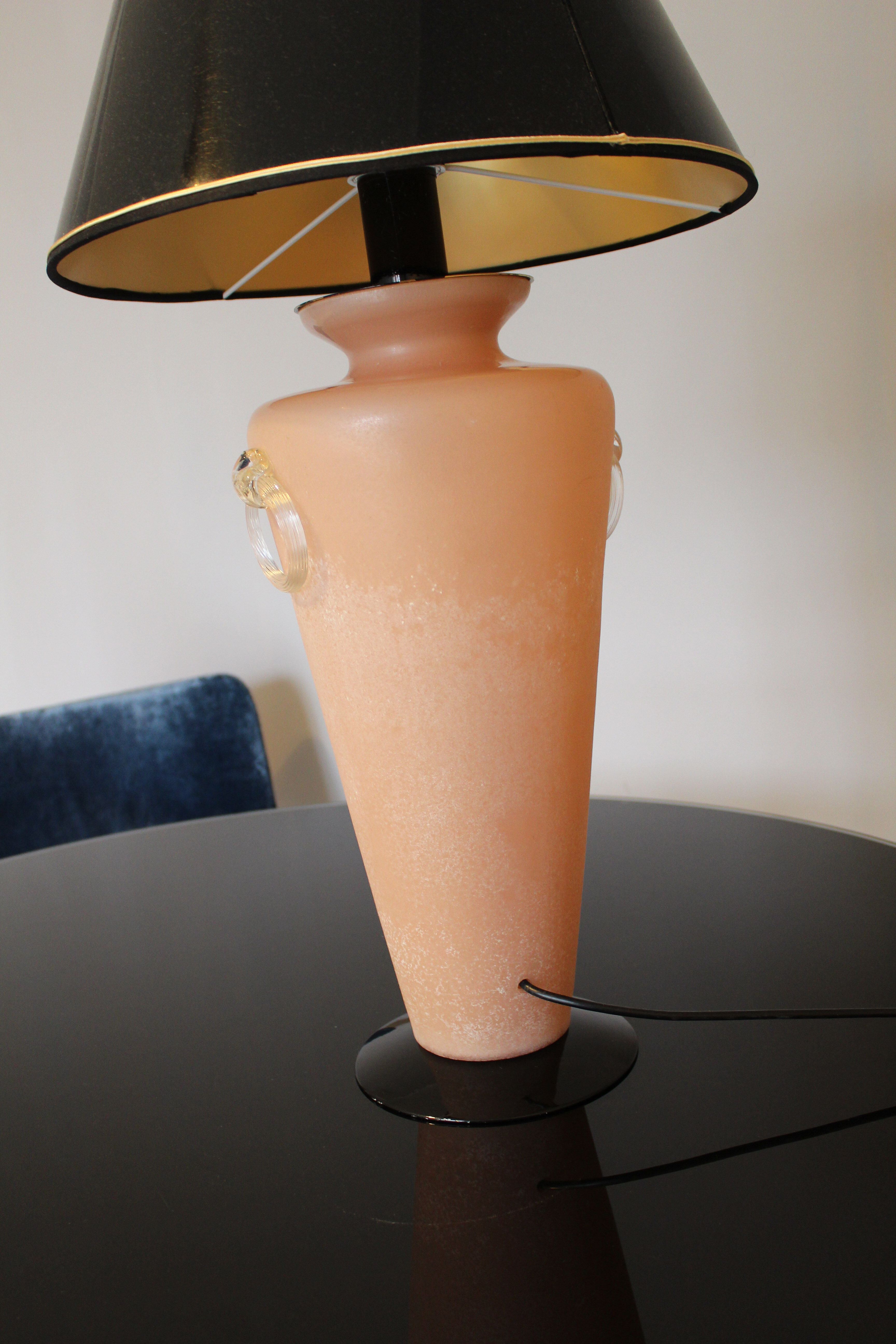 Murano glass table lamp, very particular pink color, Italia 1950s