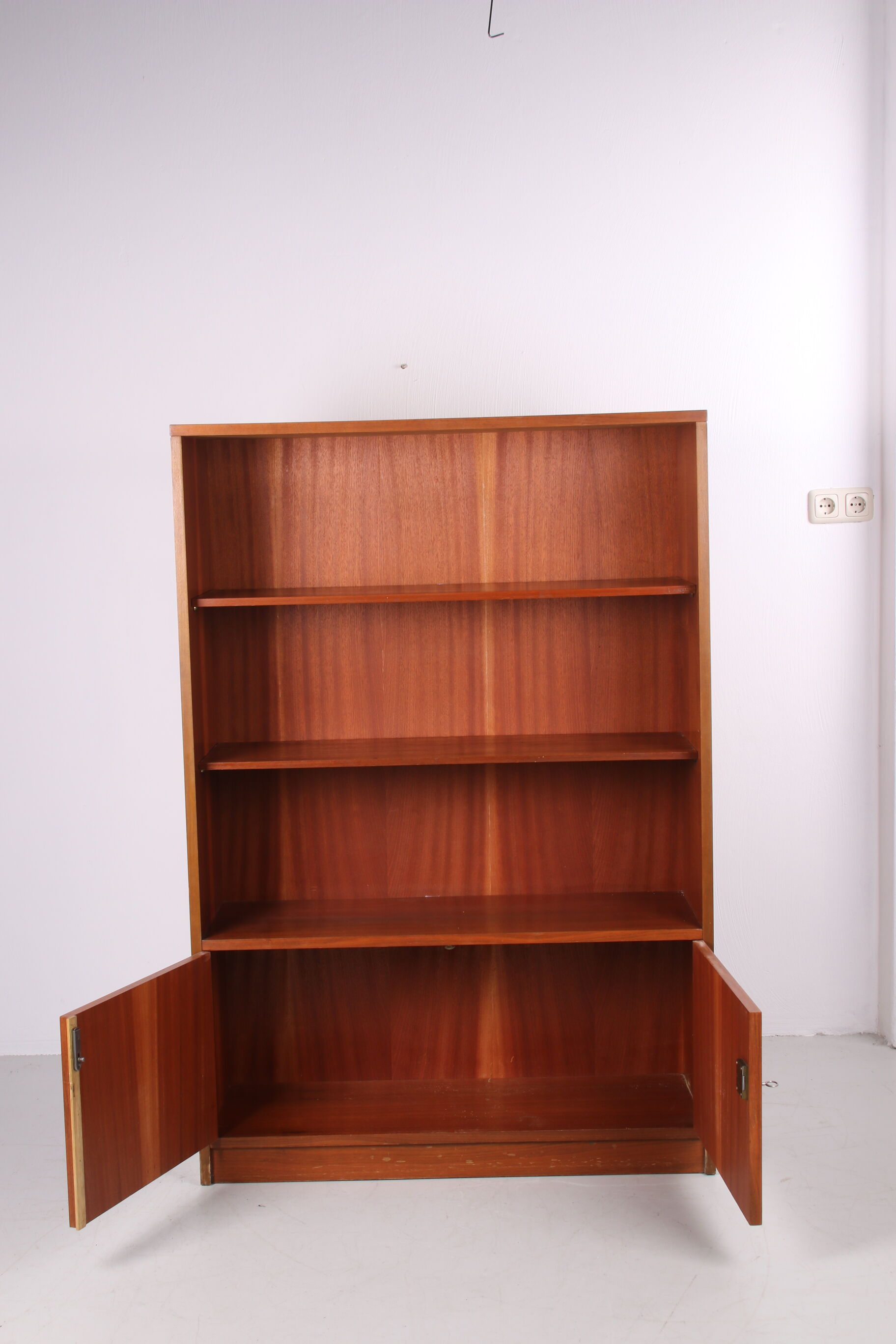 Vintage bookcase 1960