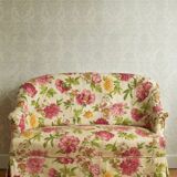 Canapé crapaud ancien rénové – tissu schintz aux pivoines et chinoiseries