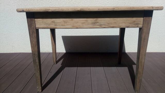 Office table