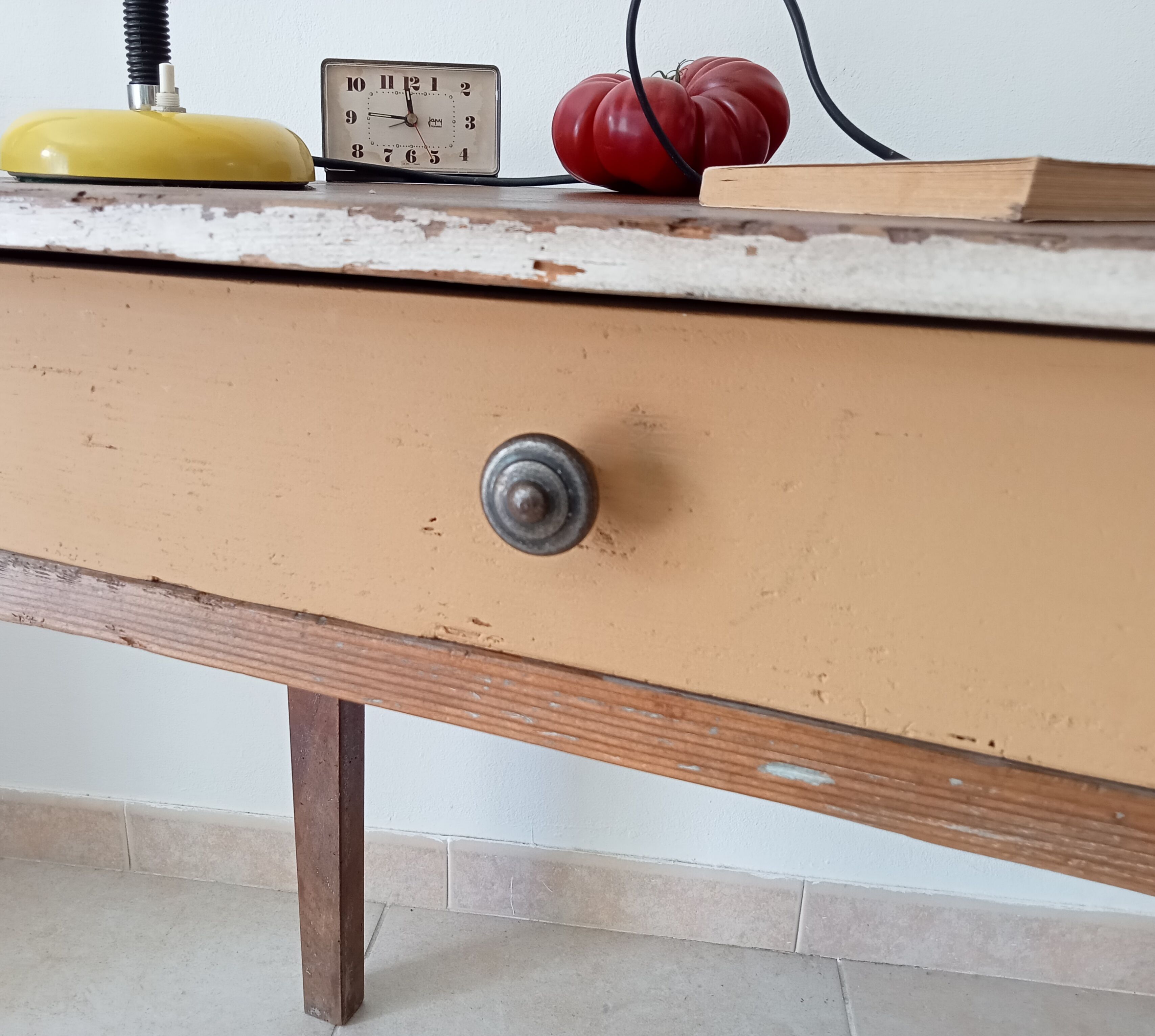 Petite table ancienne de ferme
