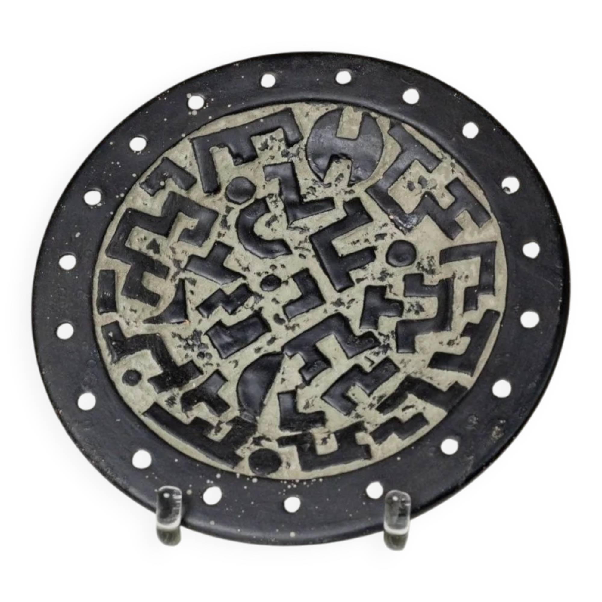 Black ceramic plate with beige geometric relief - 1970s Italian mid-century design