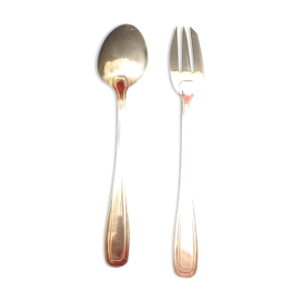 Silver metal service cutlery