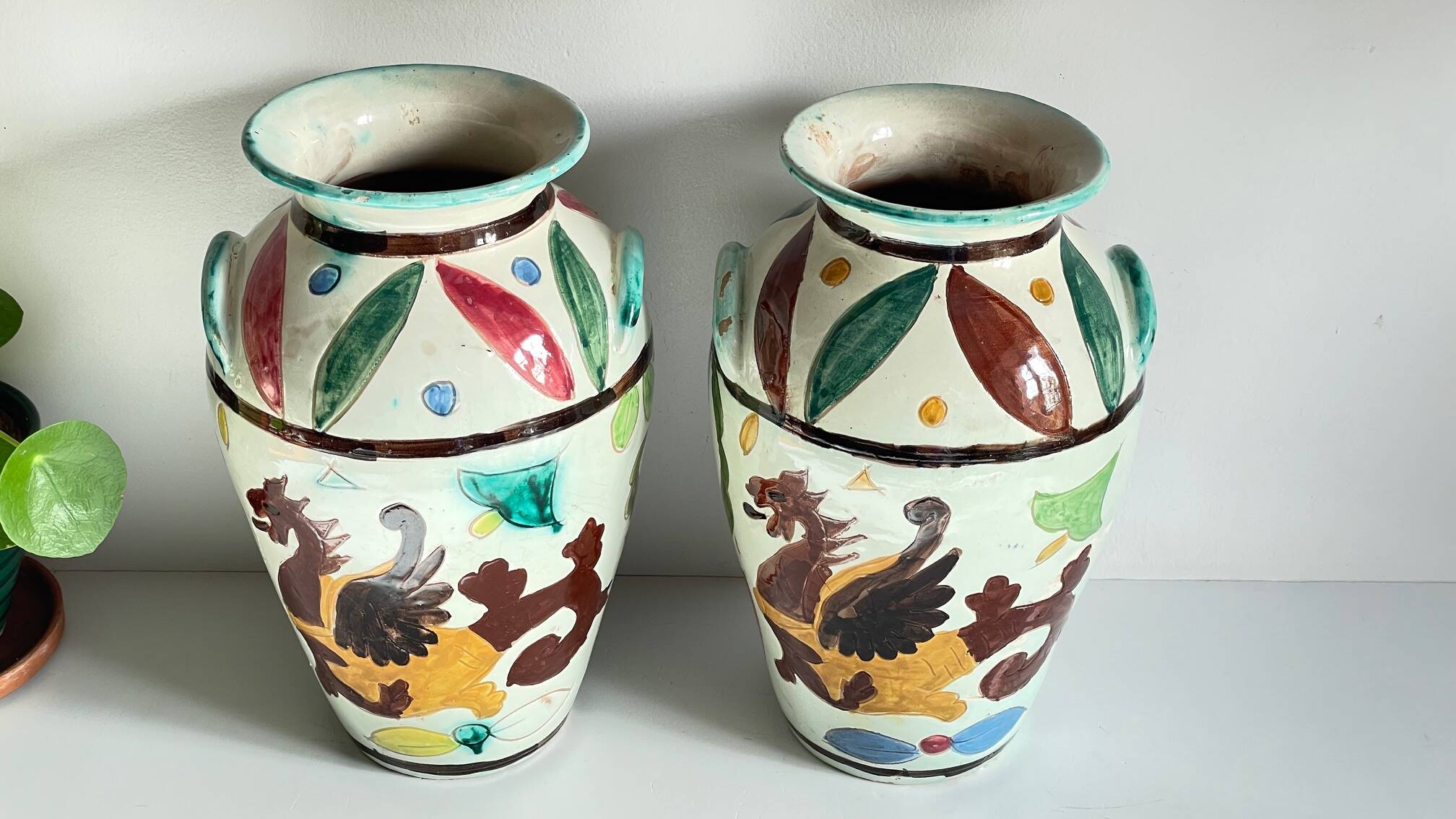 Vases vintage italy motif dragon