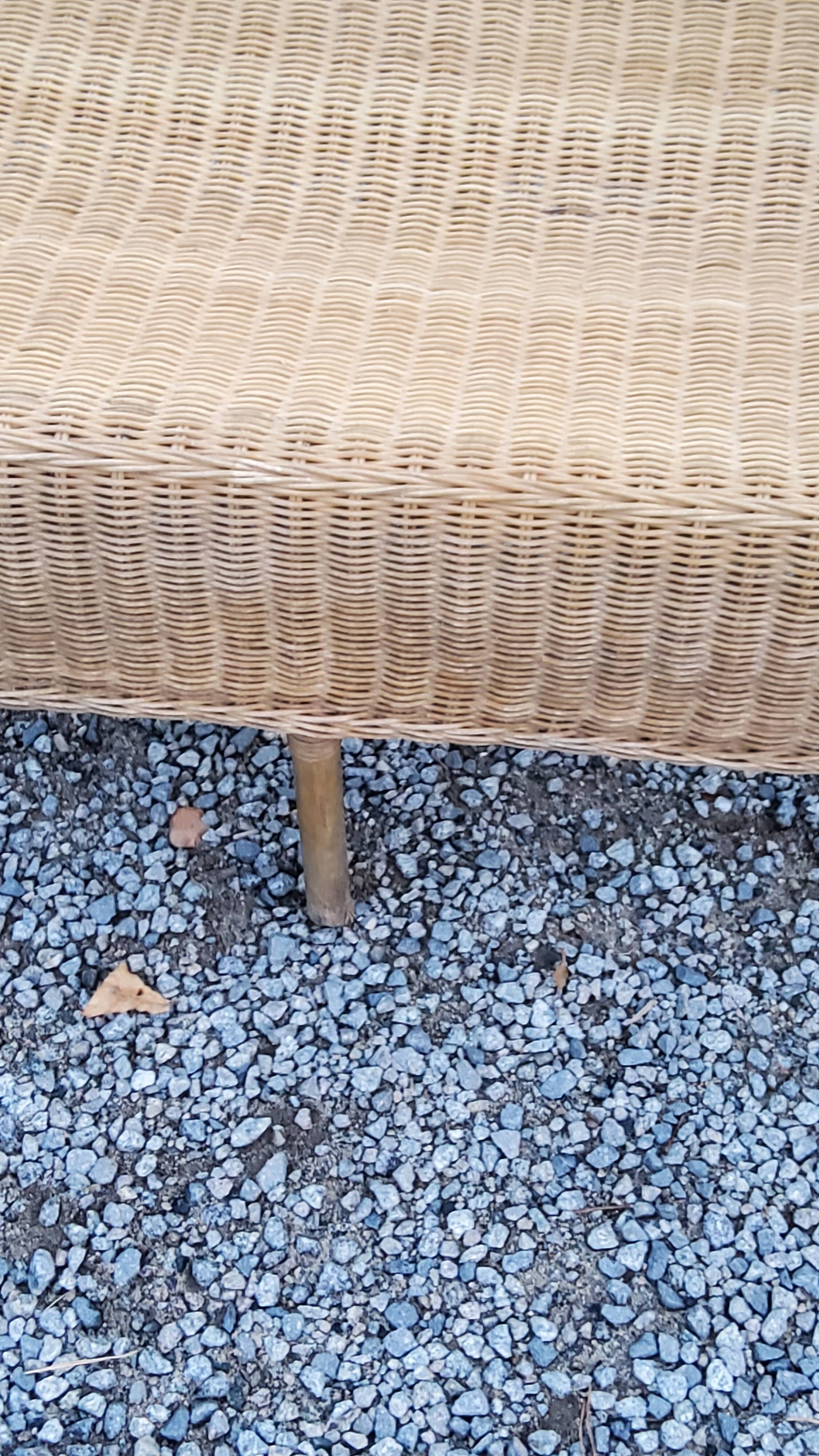 Pair of armchairs and bench in rattan and bamboo from the 60s/70s