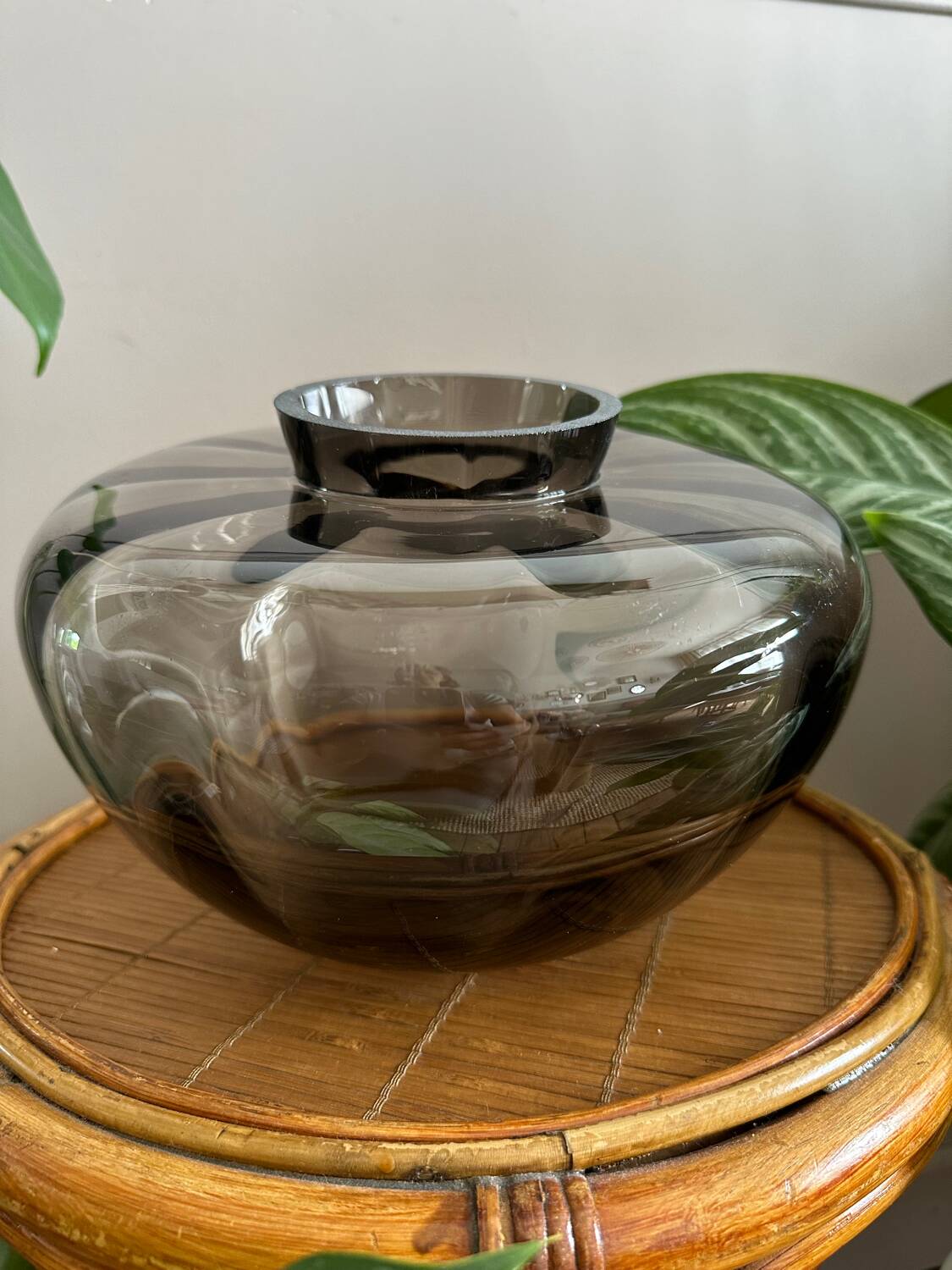 Lampe design brutaliste en céramique