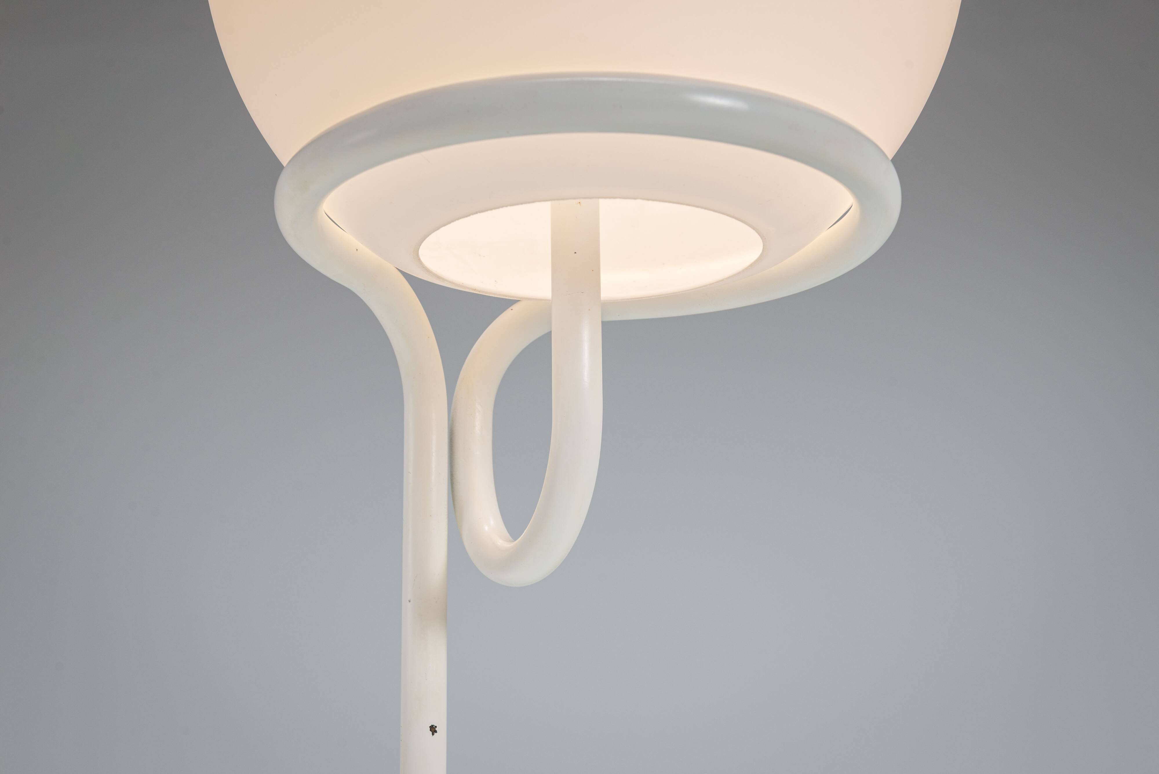 Lampe sur pied Globe par Aldo van den Nieuwelaar