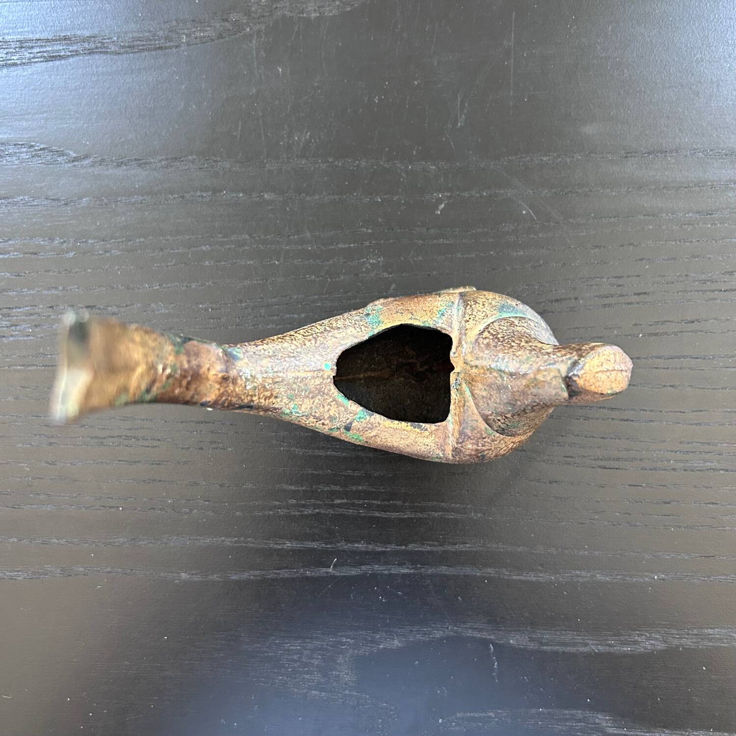 Zoomorphic ashtray in patinated bronze