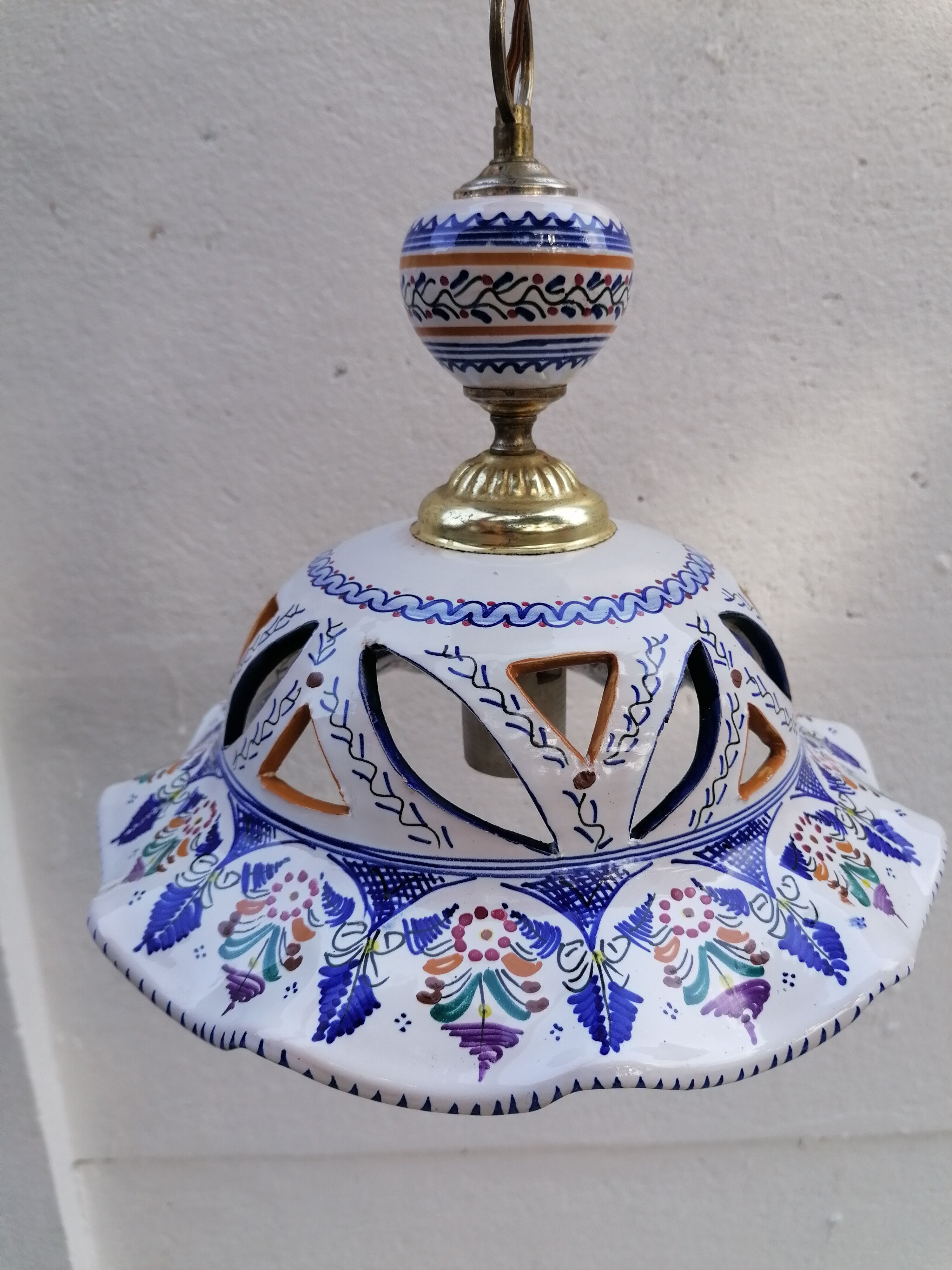 Vintage hand-painted earthenware suspension