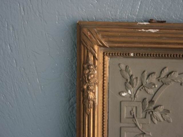 Louis XVI style in Golden stucco trumeau