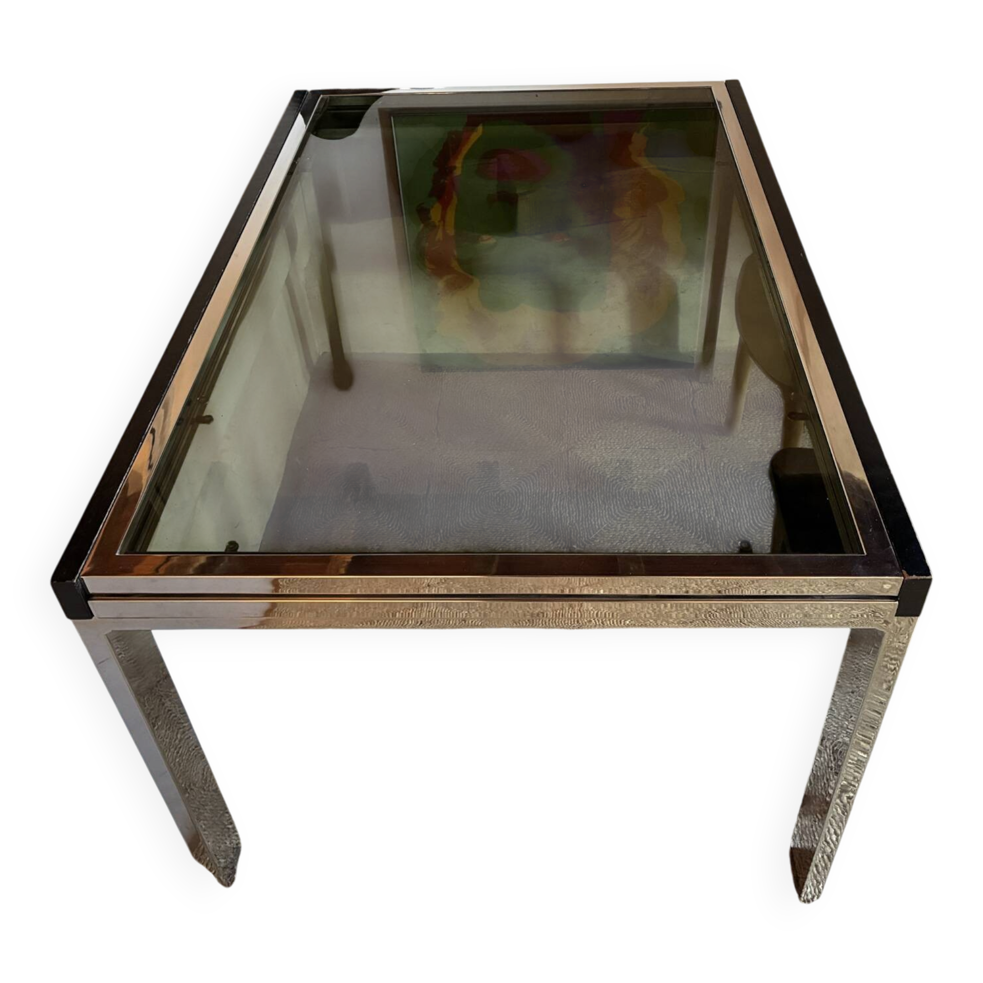 Extendable metal table