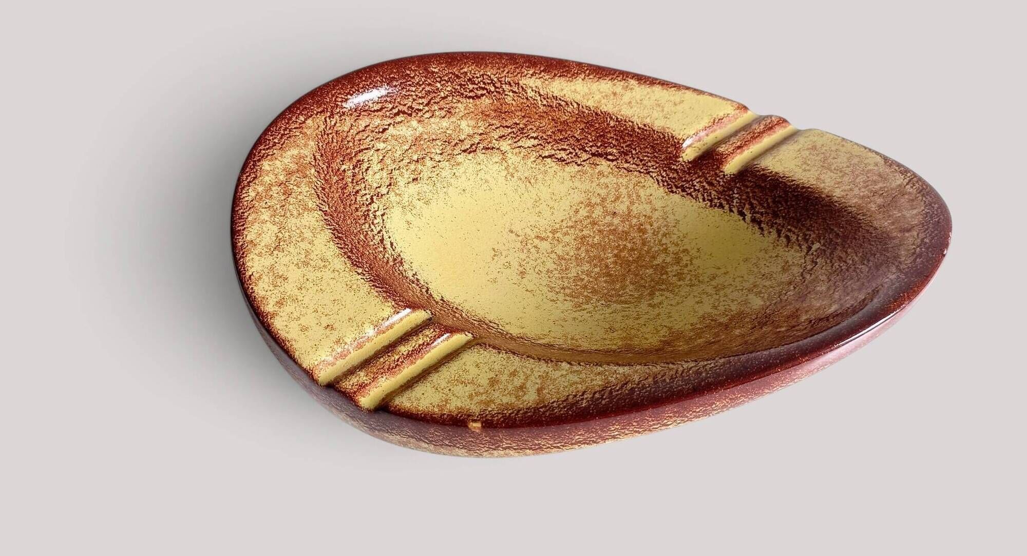 Ceramic ashtray Bertoncello Large or Catchall by Roberto Rigon, 1970s.