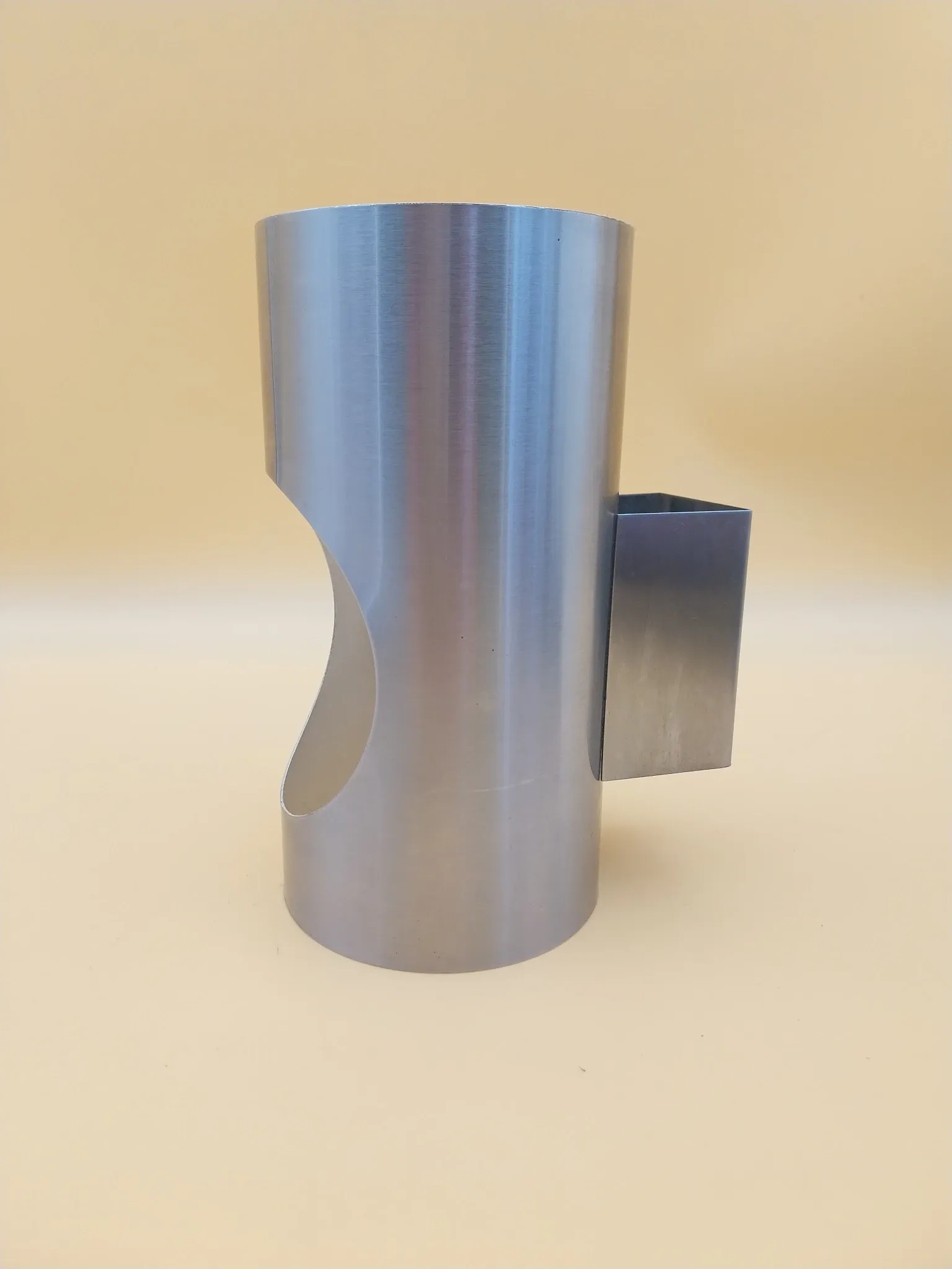 Brushed chrome metal wall light Max Sauze