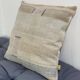 Coussin artisanal en toile ancienne style Kilim
