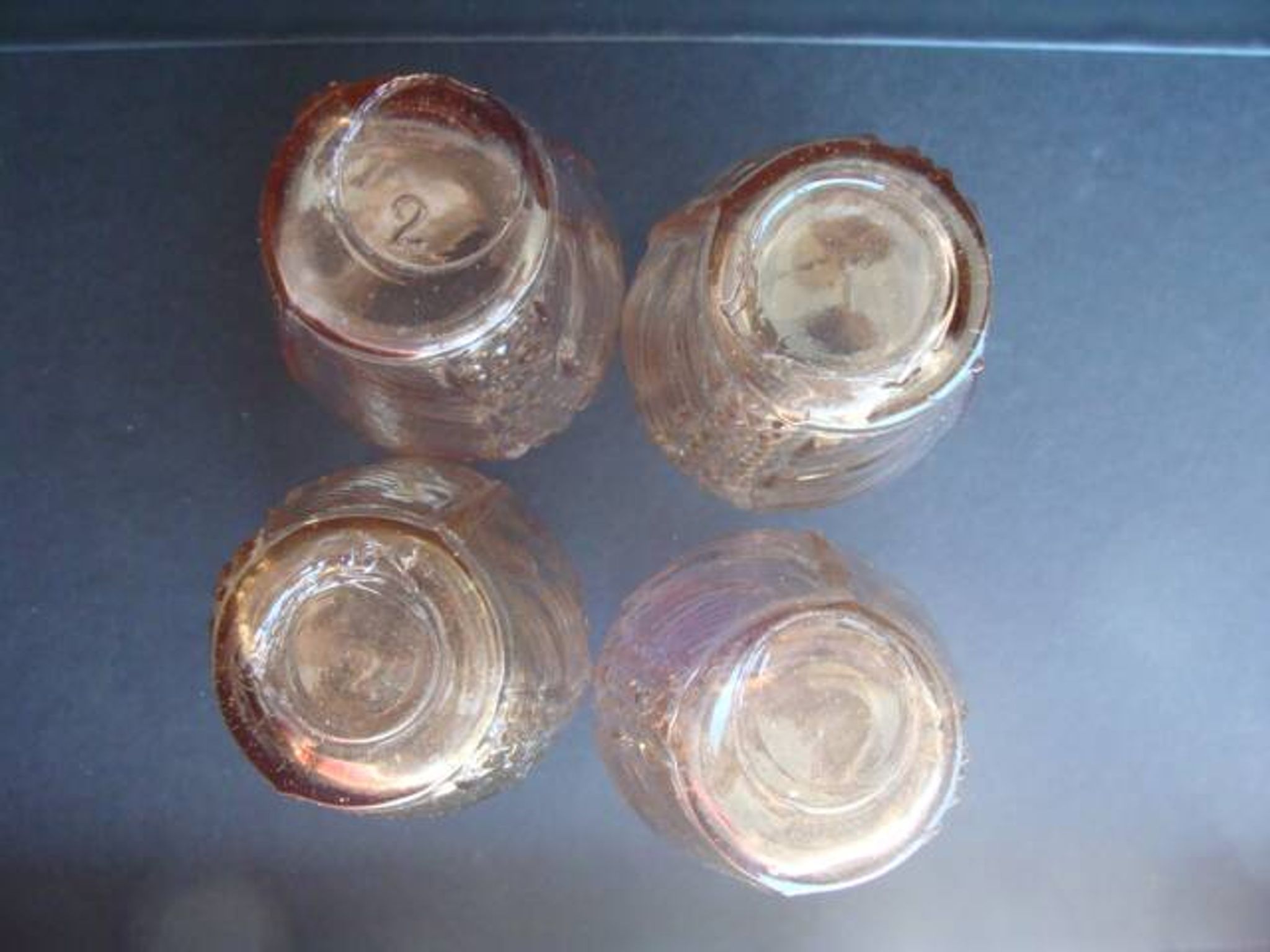 Art Deco vase in pink glass / 4