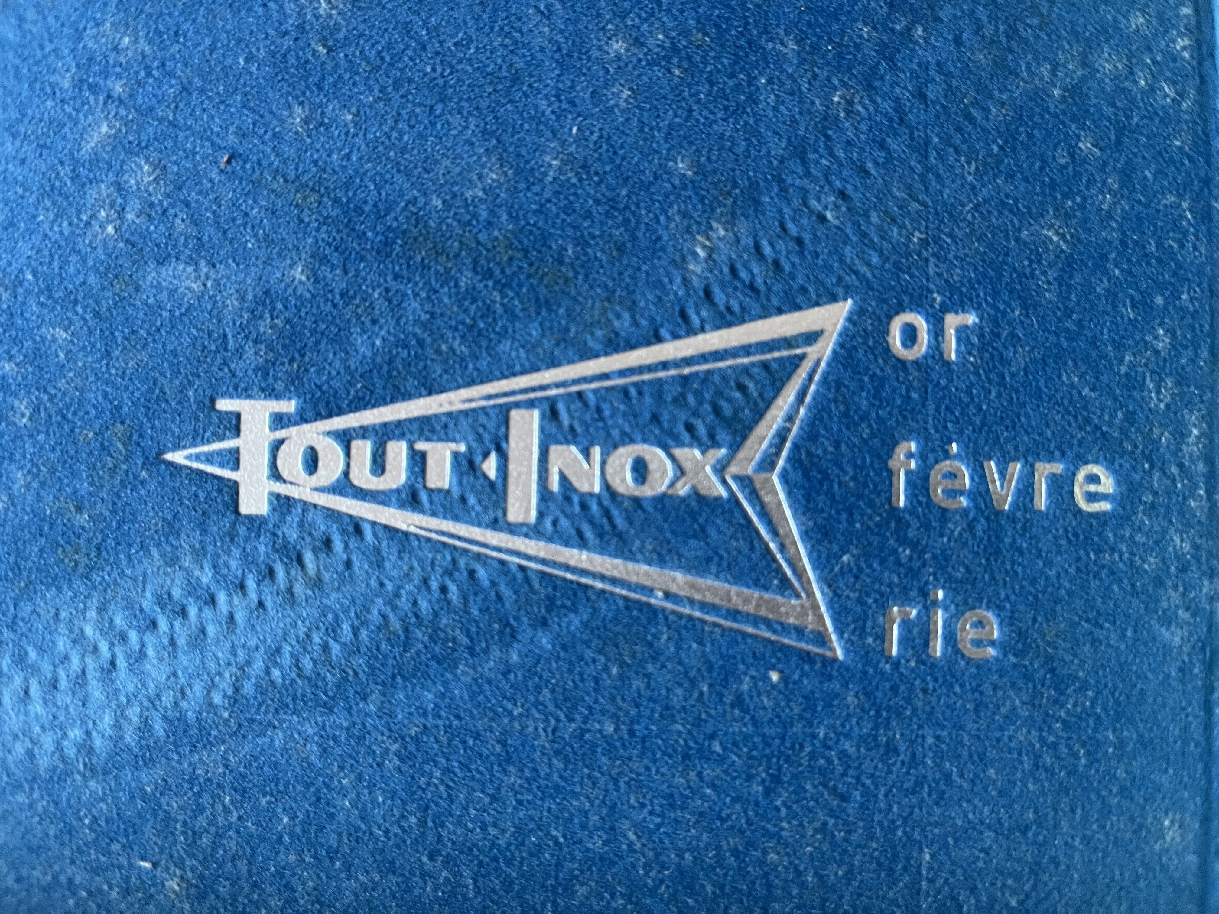 Oval stainless steel dish