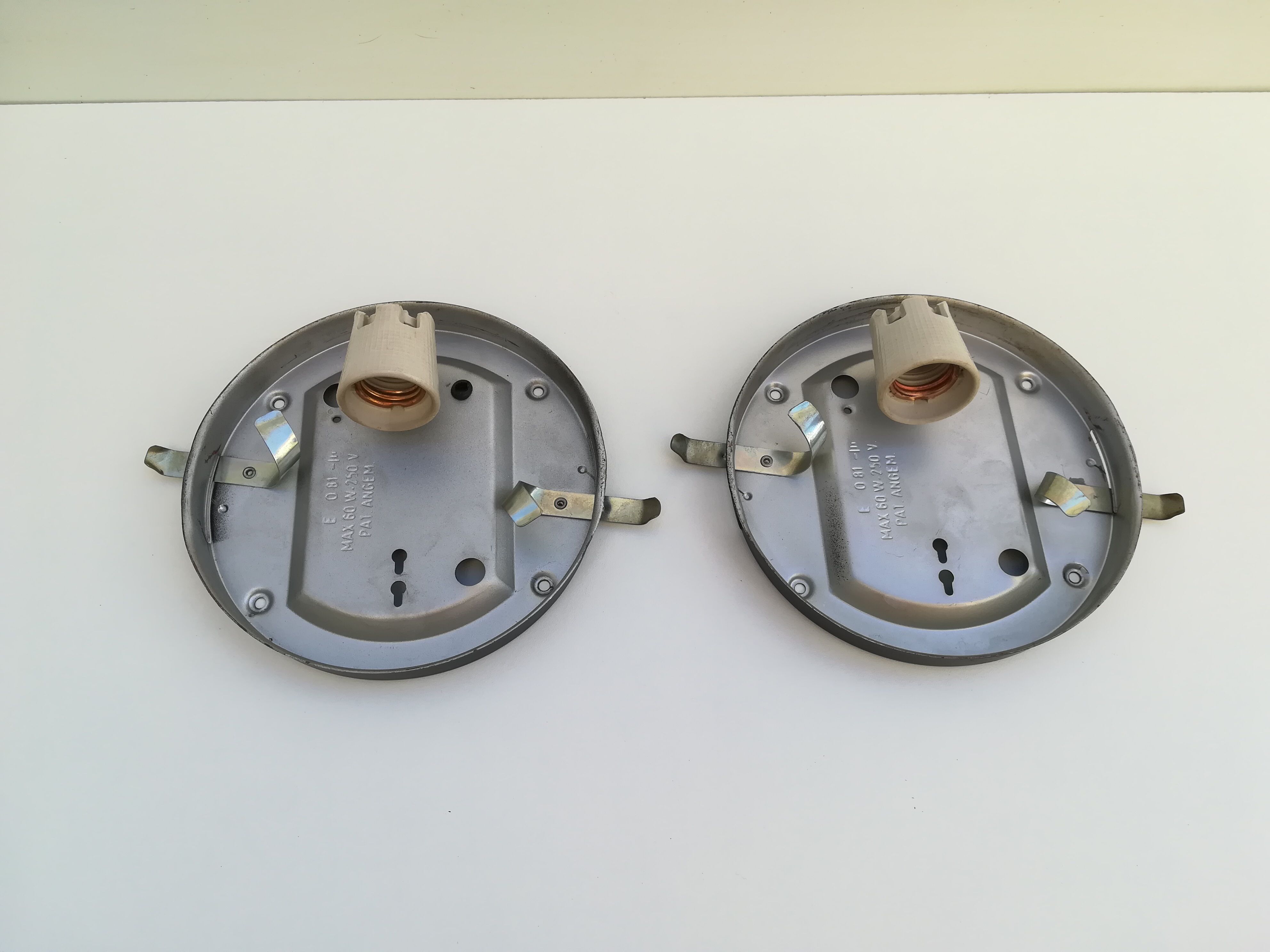 TWO PLAFONNIERS IN VERRE SOUFFLE