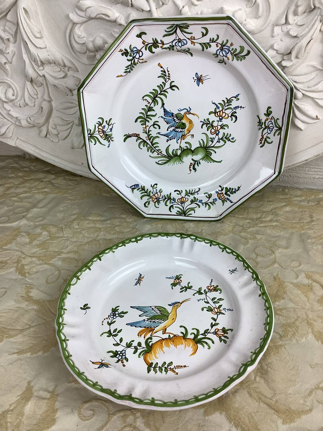 Duo Assiettes anciennes décoratives Moustiers