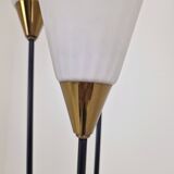 Lampadaire trépied en verre opalin et laiton, Italie, années 1950